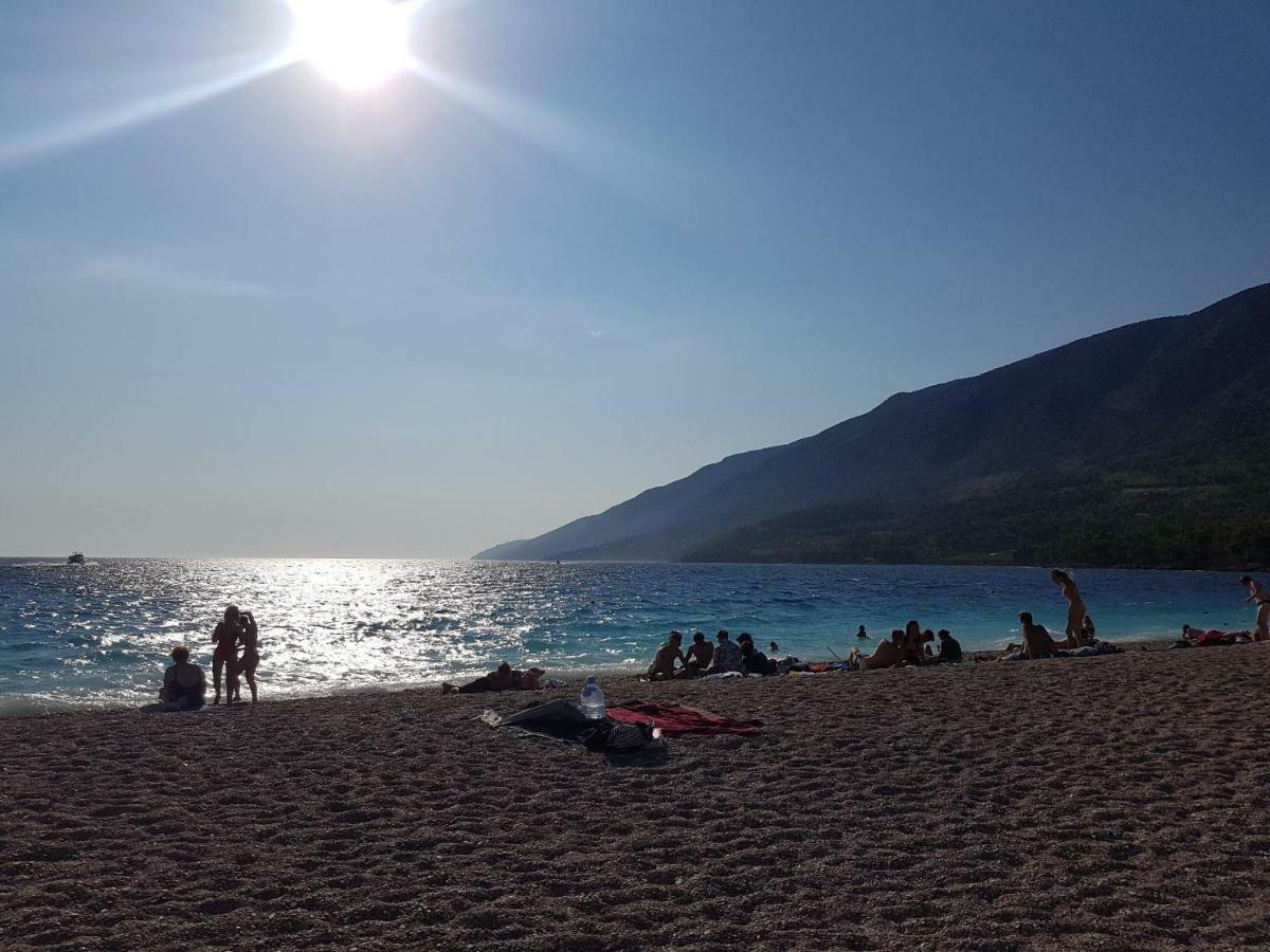 Soren-Sun Apt'S Daire Supetar Dış mekan fotoğraf